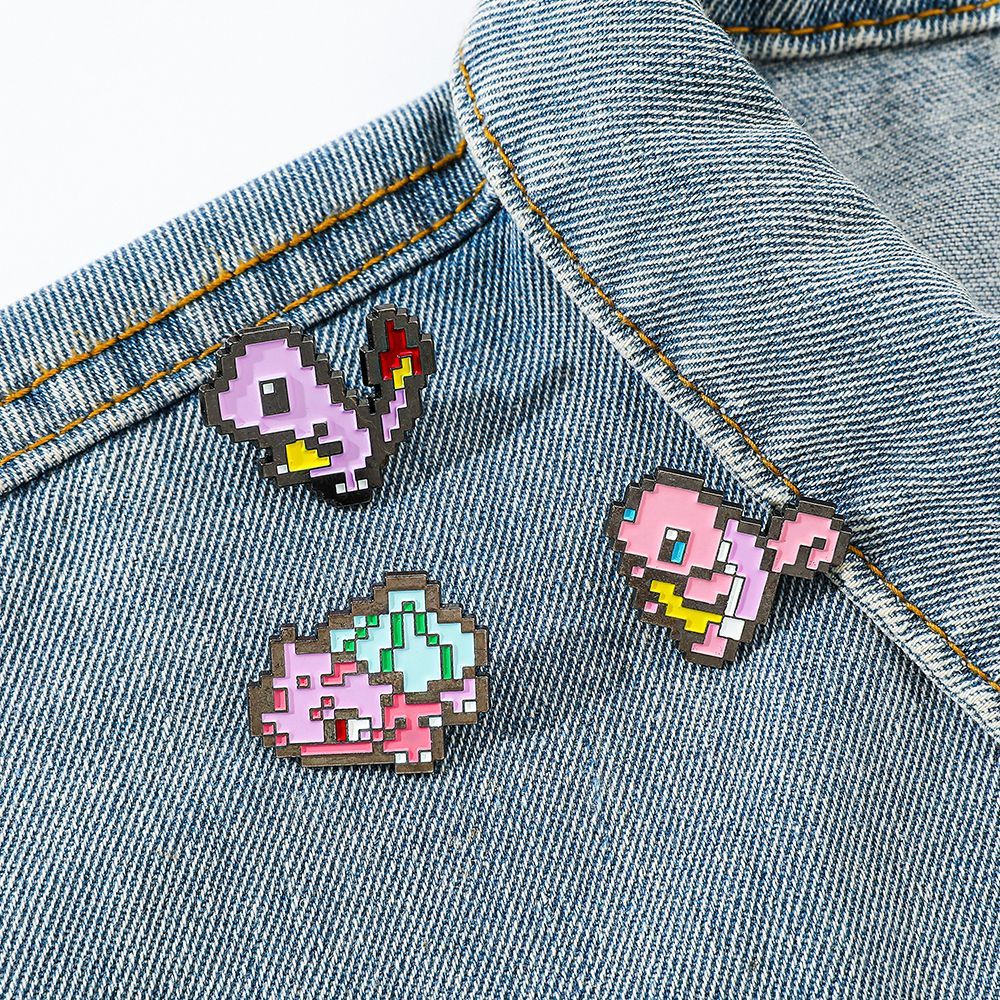 Pin de Metal Esmaltado Pokémon - Embroidery Garment avaliação e preço