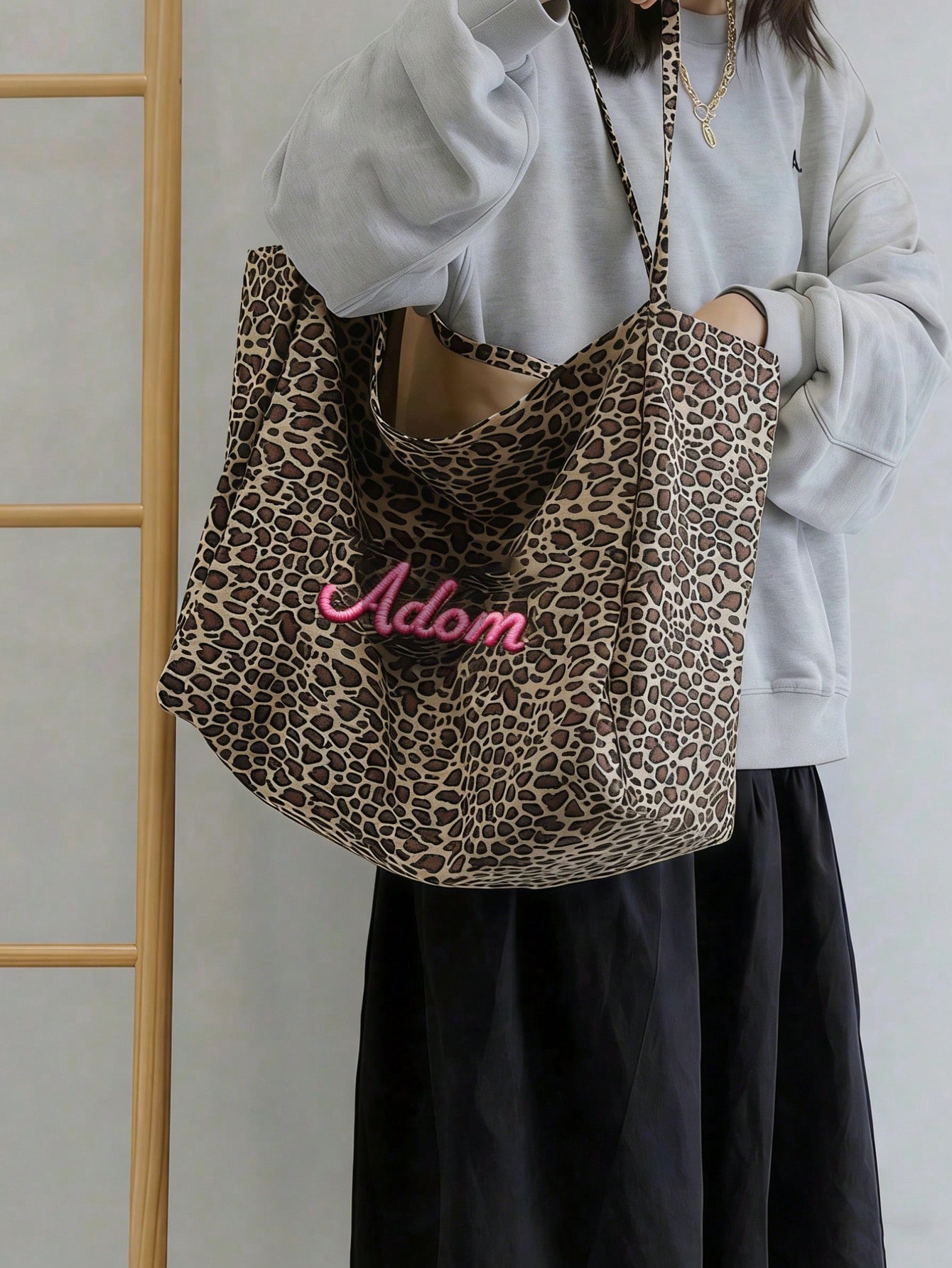 Bolsa tote com estampa de leop - Embroidery Gift Ideas avaliação e preço